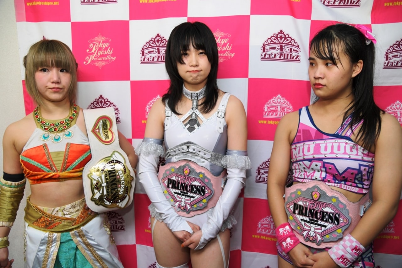 東京女子プロレス 坂崎ユカ選手 サイン入りポスター スターダム - 通販