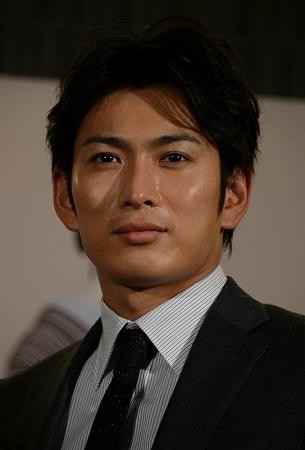 俳優・松田悟志が入籍をブログで発表